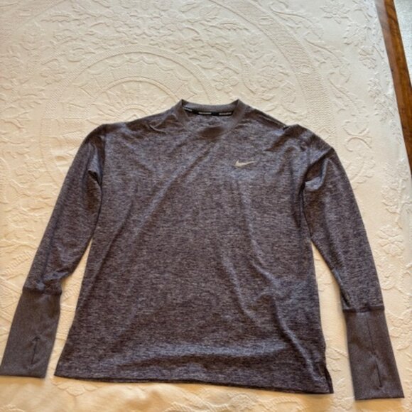 Nike Running DriFit Shirt, size M Women's - Picture 1 of 2